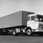 1962: DAF 2600 trekker oplegger